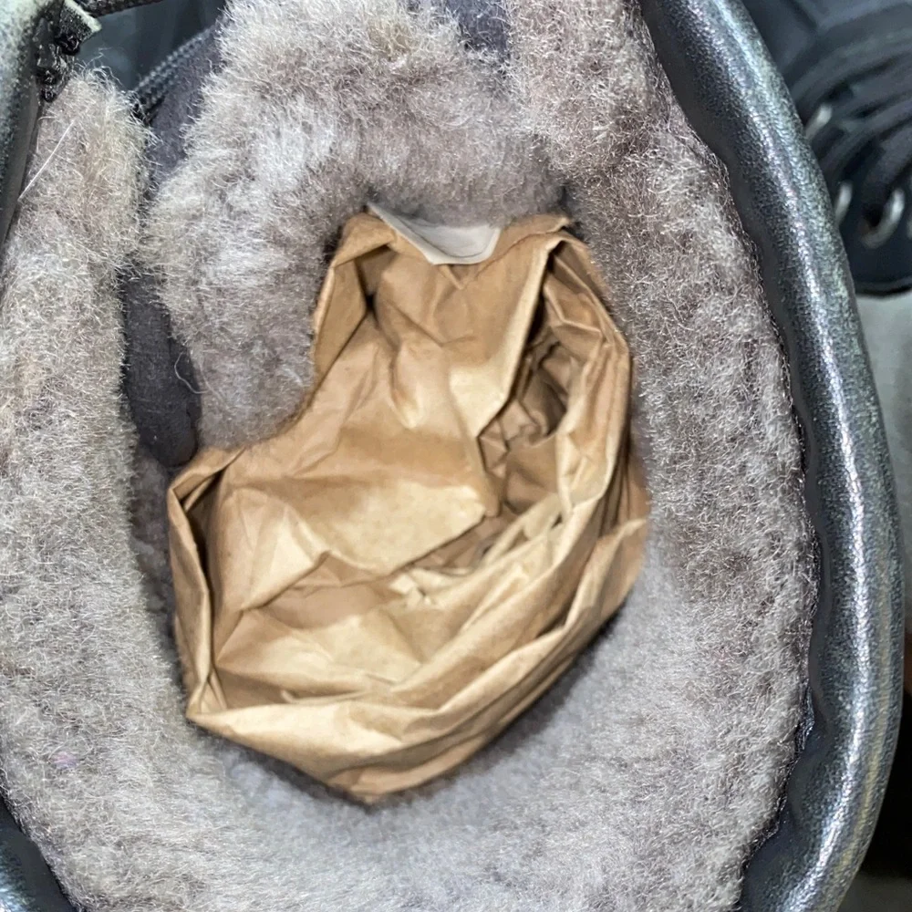 UGG Adirondack II Lace Up Snow Boots Size 8 - Picture 13 of 16